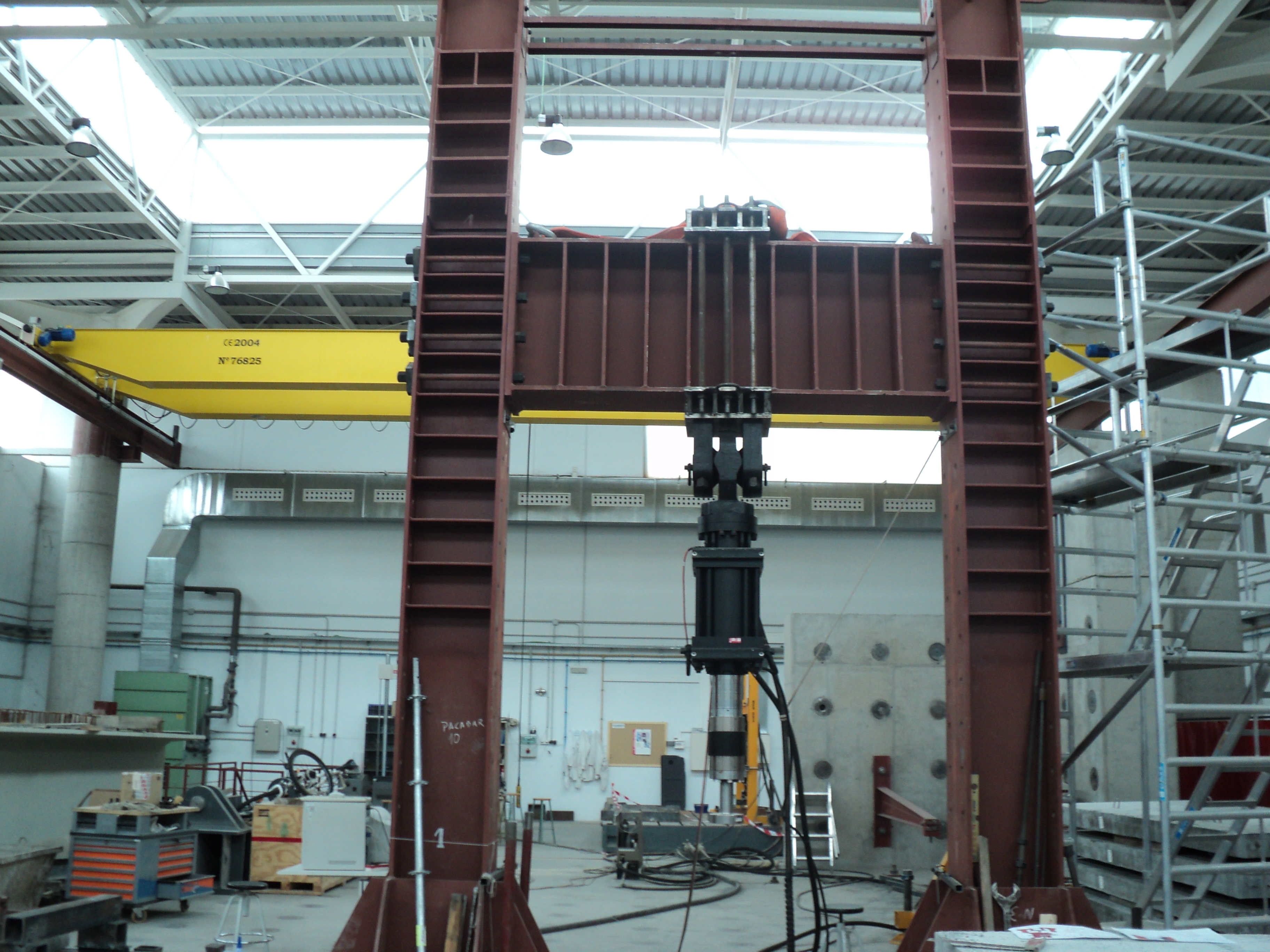 Large scale structural testing for civil engineering, energy industry ...