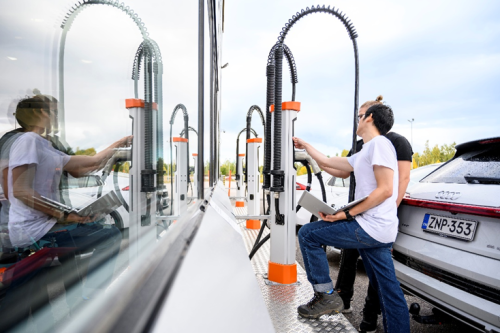 Kempower EV Charging Dataset: Exploring data-driven opportunities for new business (Kempower, Finland)